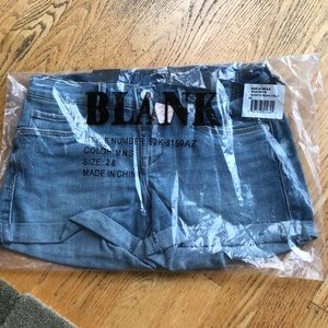 Blank NYC Cuffed The Fullton, Moon Child Shorts 🩳